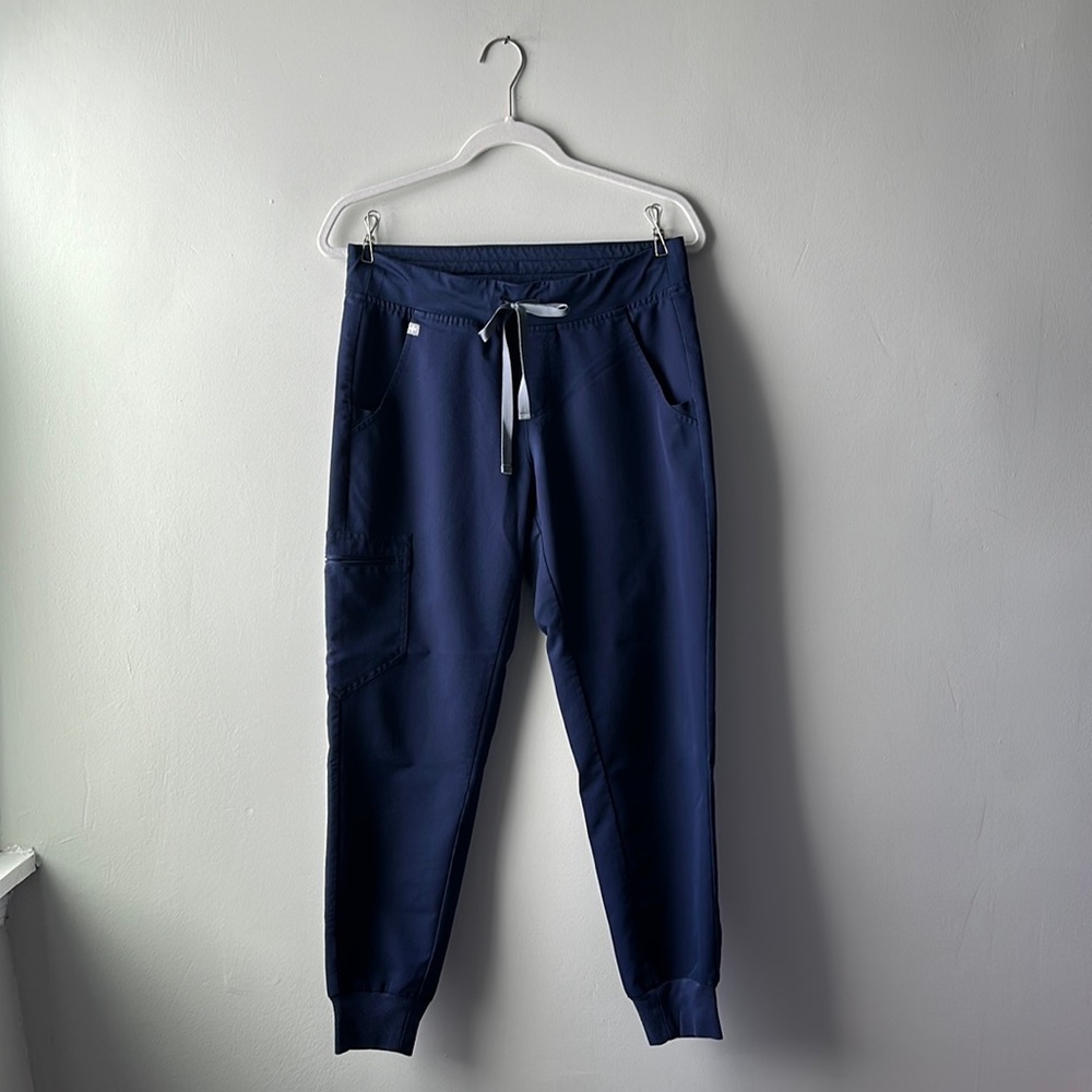 FIGS Zamora Scrub Pants